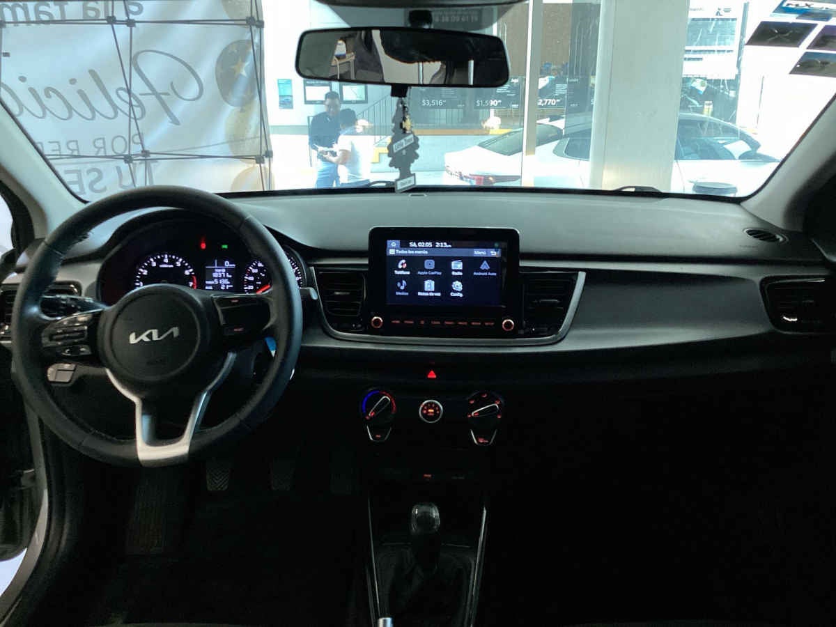 2023 Kia KIA RIO SEDAN 4p LX L4/1.6 Man