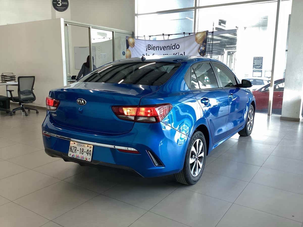 2021 Kia KIA RIO SEDAN 4p LX L4/1.6 Aut