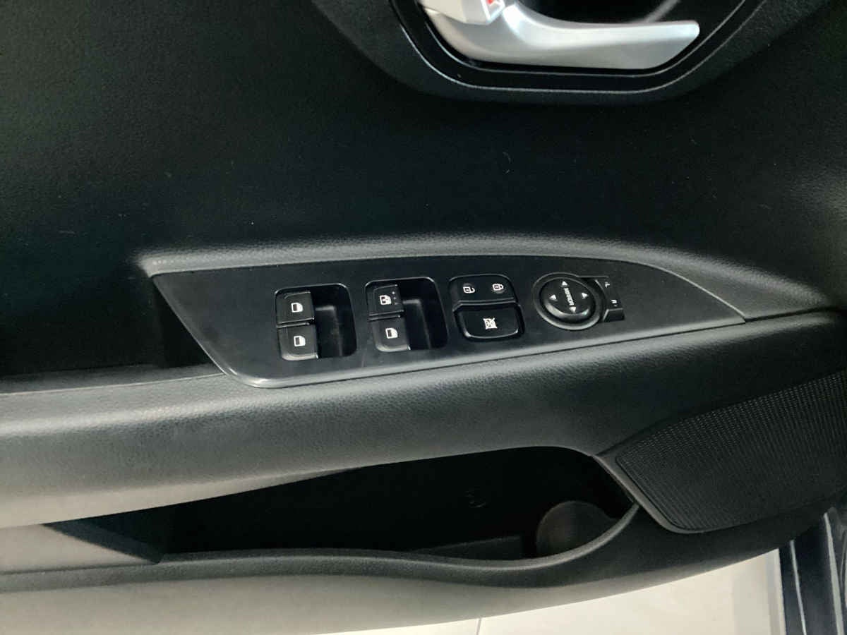 2023 Kia KIA RIO HB 5p LX L4/1.6 Aut