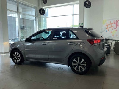 2023 Kia KIA RIO HB 5p LX L4/1.6 Aut
