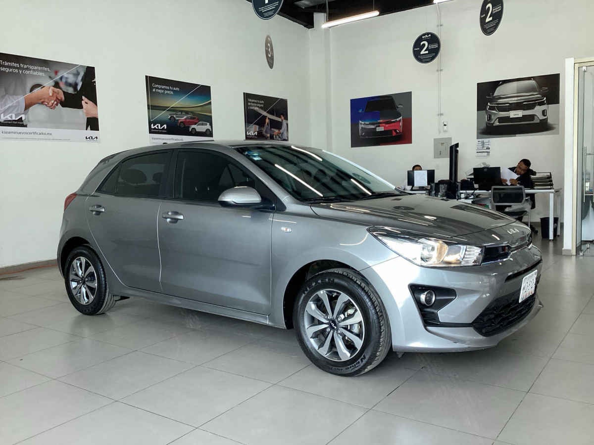 2023 Kia KIA RIO HB 5p LX L4/1.6 Aut