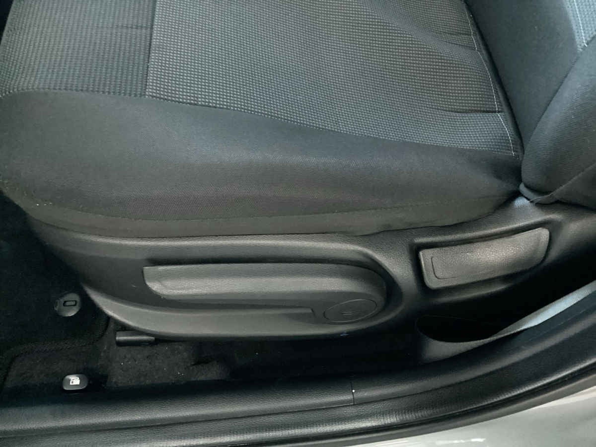 2023 Kia KIA RIO HB 5p LX L4/1.6 Aut