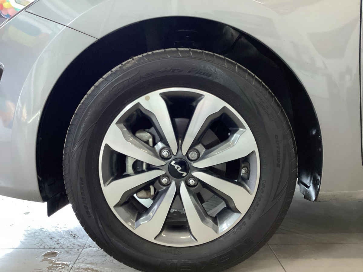 2023 Kia KIA RIO HB 5p LX L4/1.6 Aut
