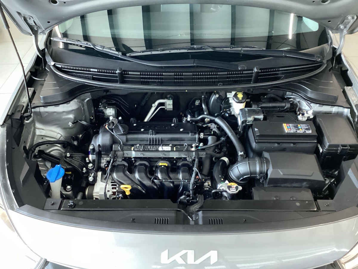 2023 Kia KIA RIO HB 5p LX L4/1.6 Aut