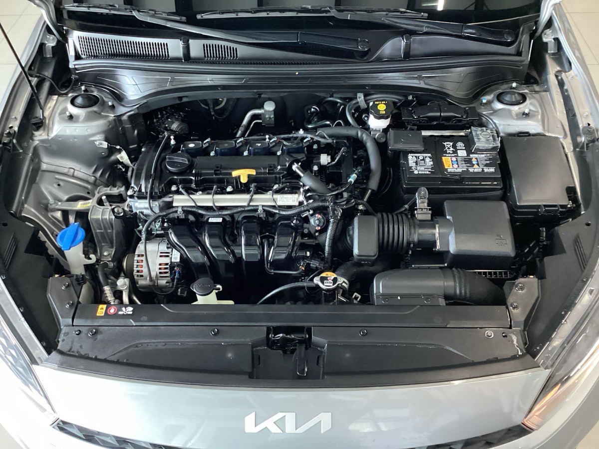 2024 Kia FORTE SEDAN 4p LX L4/2.0 Man