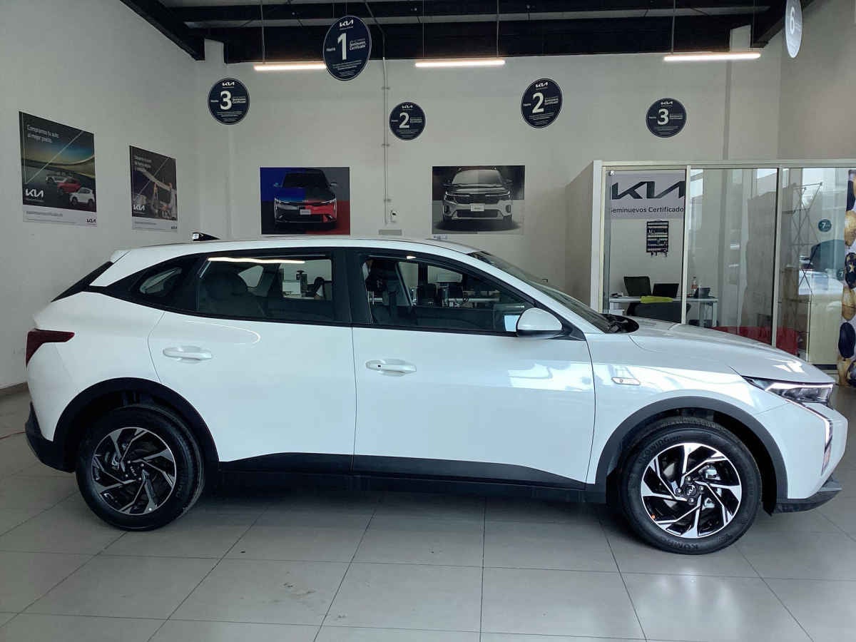 2027 Kia K3 5p EX L4/1.6 Aut