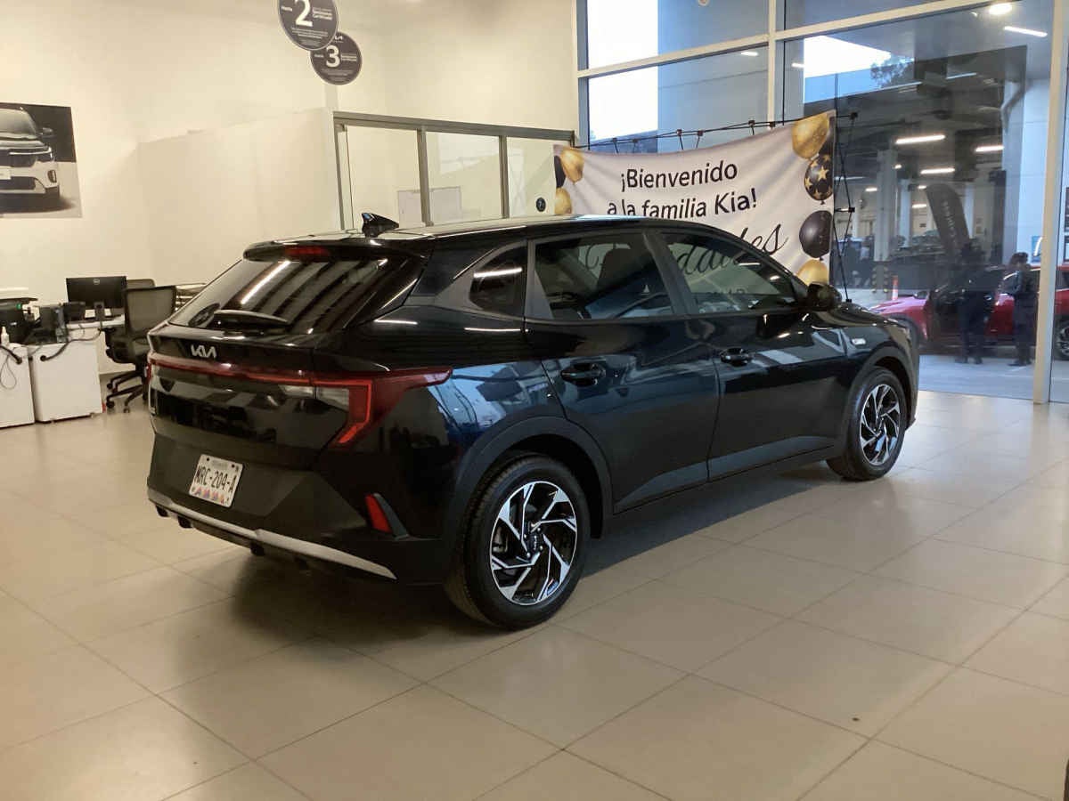 2024 Kia K3 4p EX L4/1.6 Aut