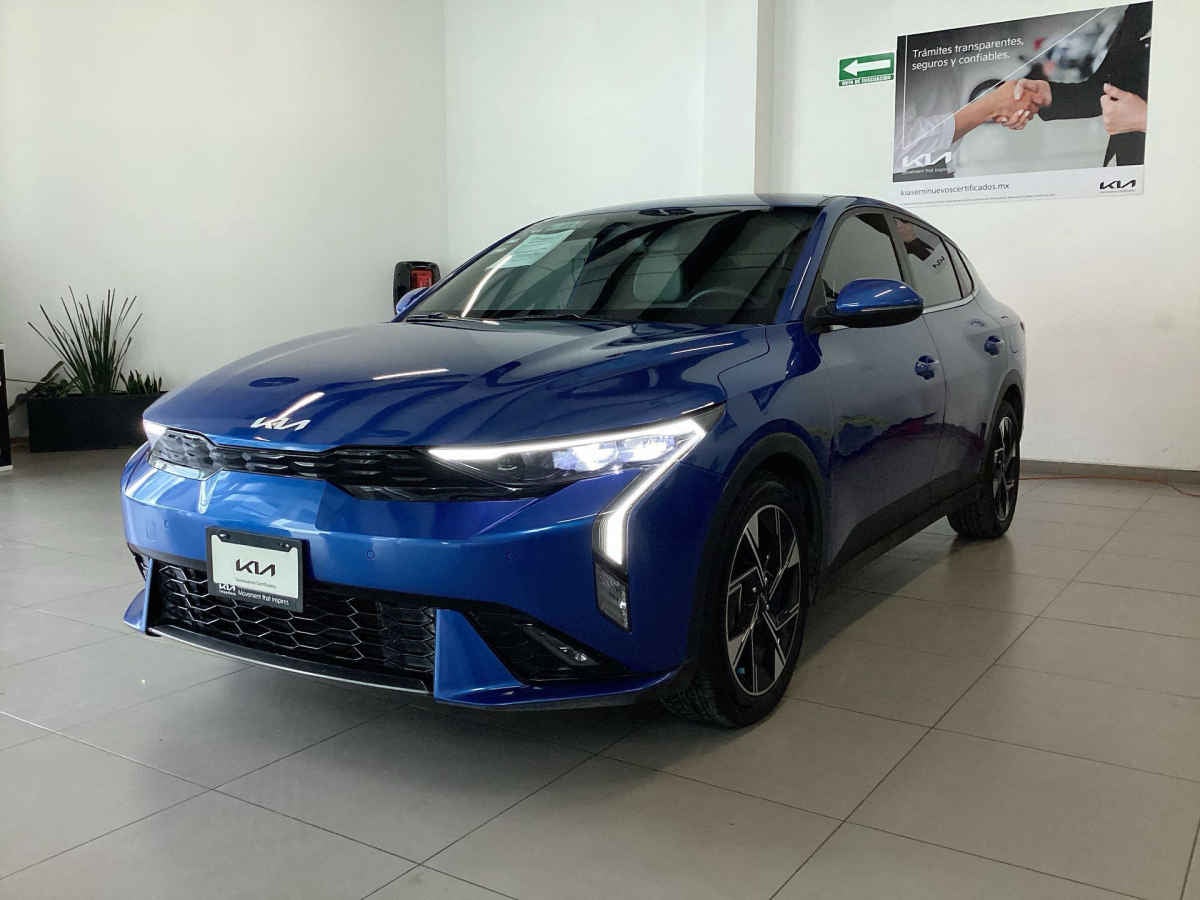 2024 Kia K3 4p GT Line L4/2.0 Aut