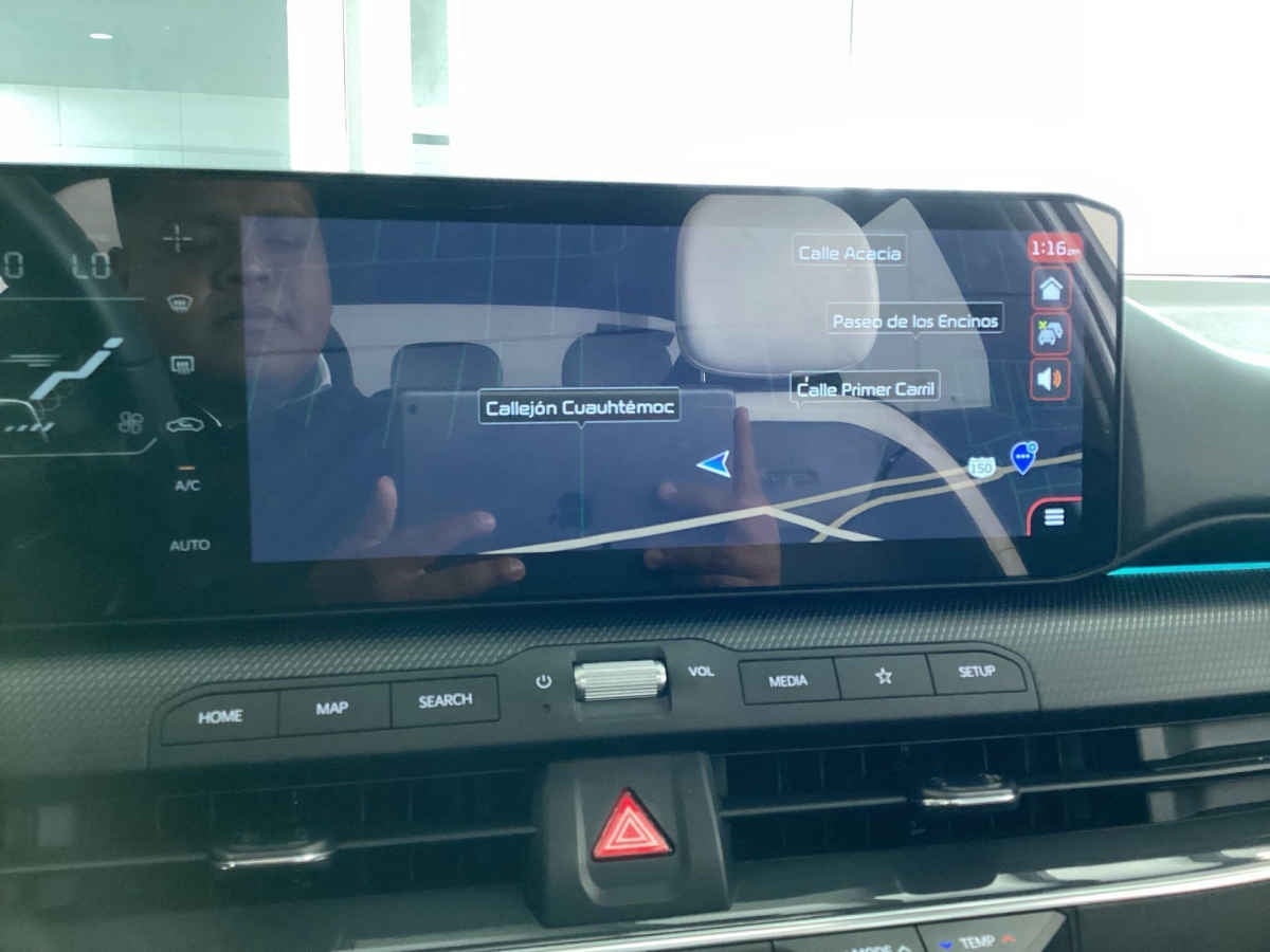 2026 Kia K4 4p GT Line L4/2.0 Aut