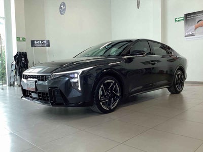 2026 Kia K4 5p GT Line L4/2.0 Aut