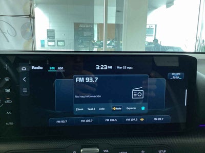 2026 Kia K4 5p GT Line L4/2.0 Aut
