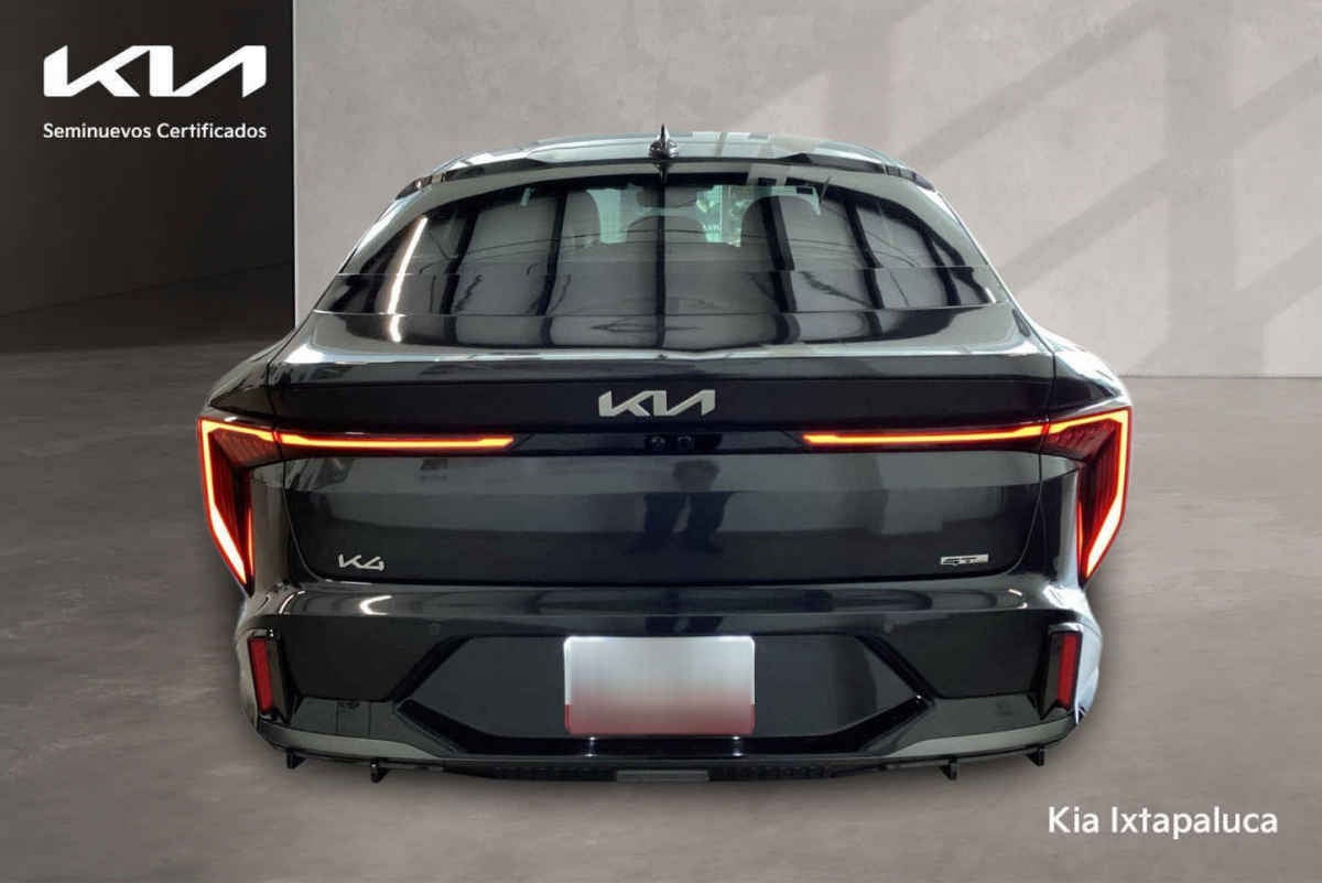 2026 Kia K4 5p GT Line L4/2.0 Aut