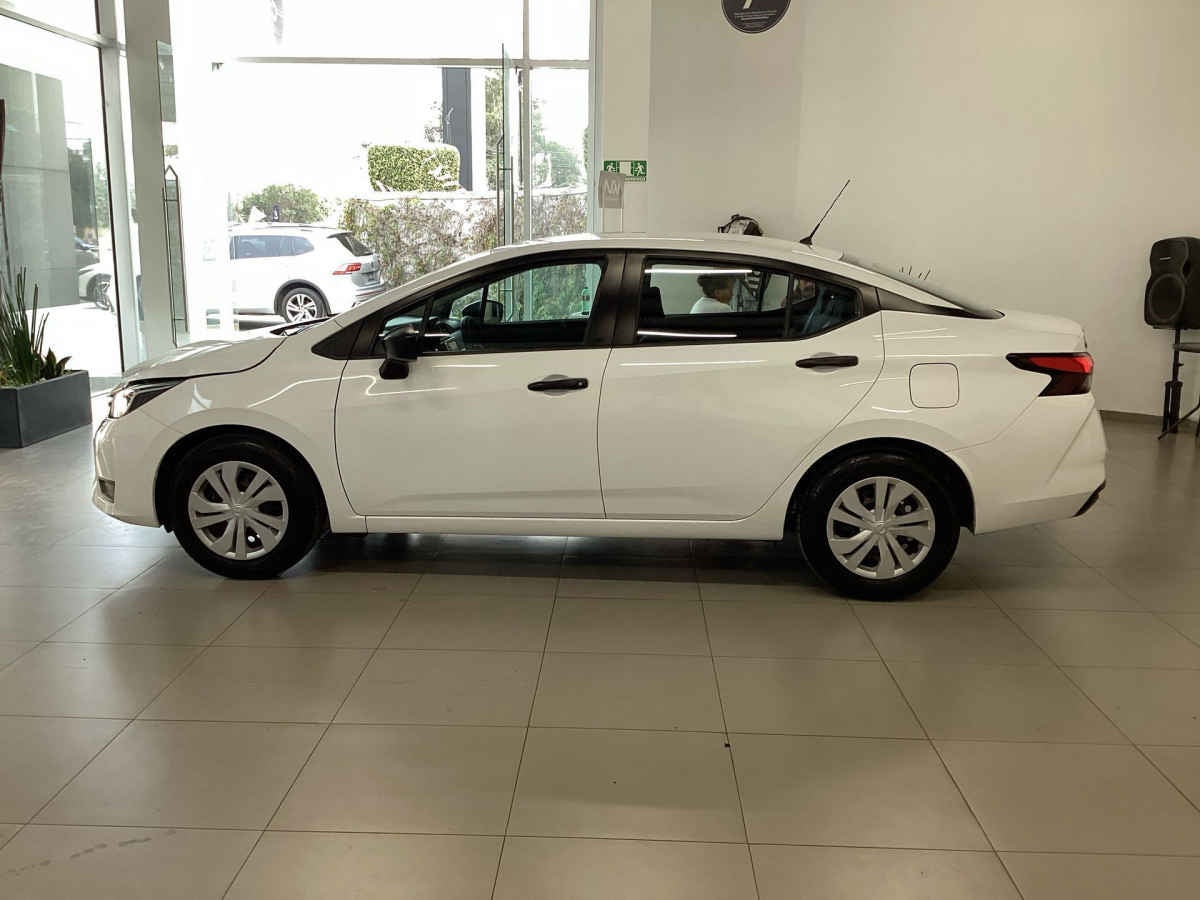 2025 Nissan Versa 4p Sense L4/1.6 Aut