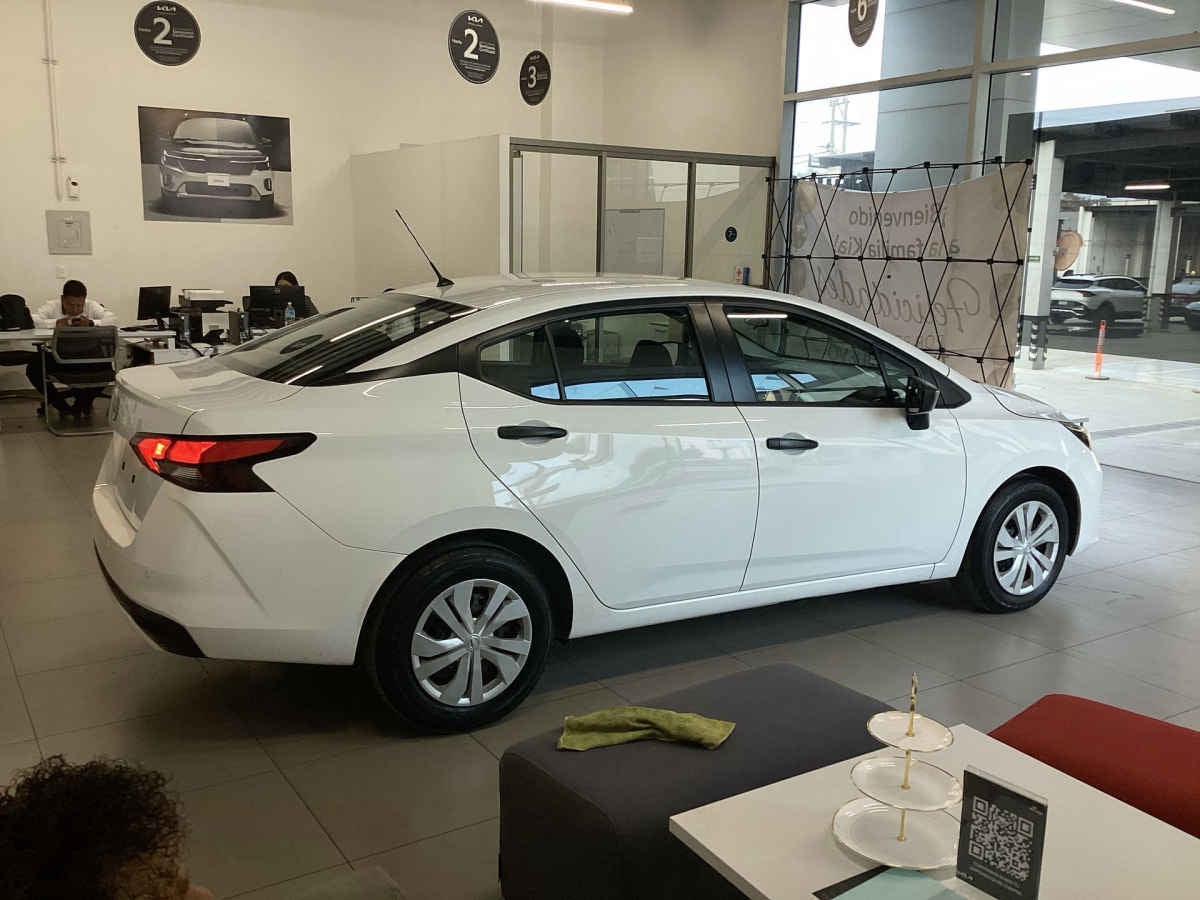 2025 Nissan Versa 4p Sense L4/1.6 Aut