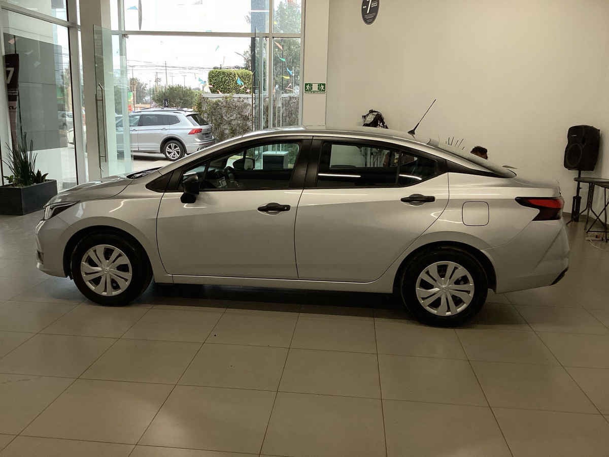 2025 Nissan Versa 4p Sense L4/1.6 Aut