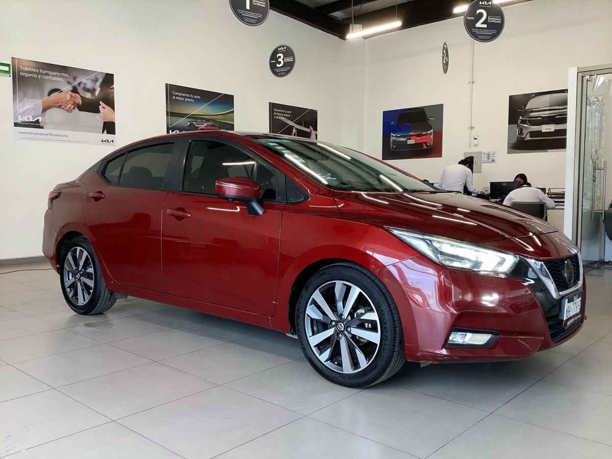 2020 Nissan Versa 4p Platinum L4/1.6 Aut