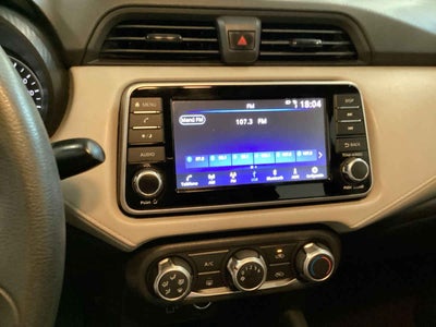 2021 Nissan Versa 4p Advance L4/1.6 Man