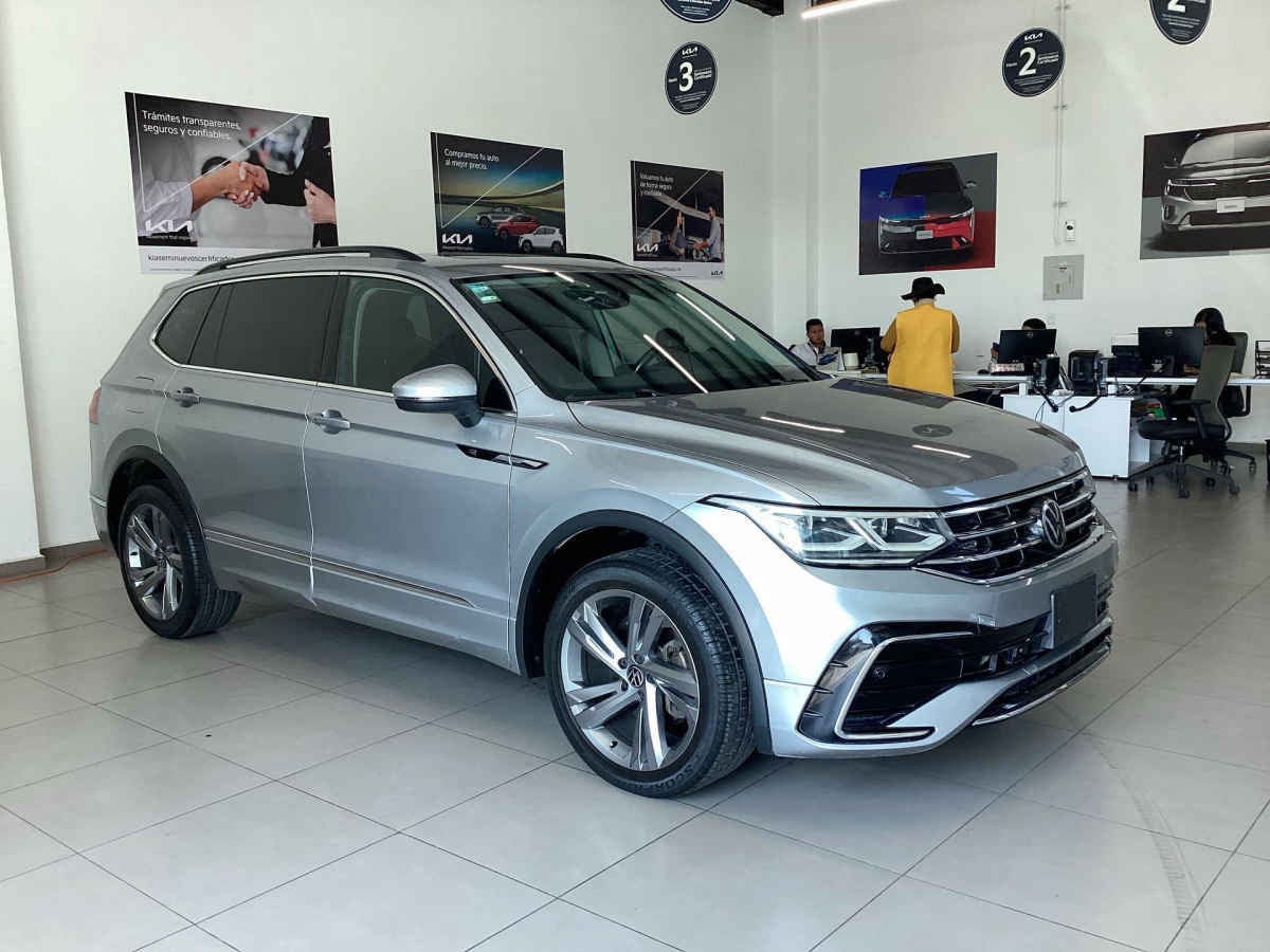 2022 Volkswagen Tiguan 5p R-Line L4/1.4/T Aut