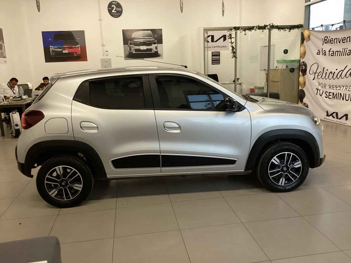 2025 Renault Kwid 5p Iconic L3/1.0 Man