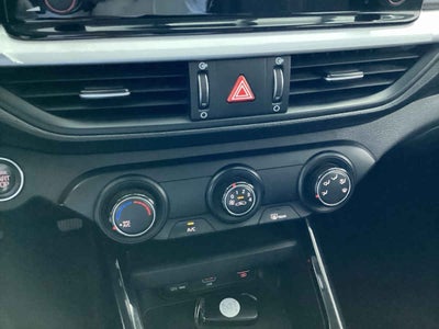 2022 Kia FORTE HB 5p EX  2.0 L MPI Atkinson TM6  A/AC.  BA  BL  f. niebla  RA-16"