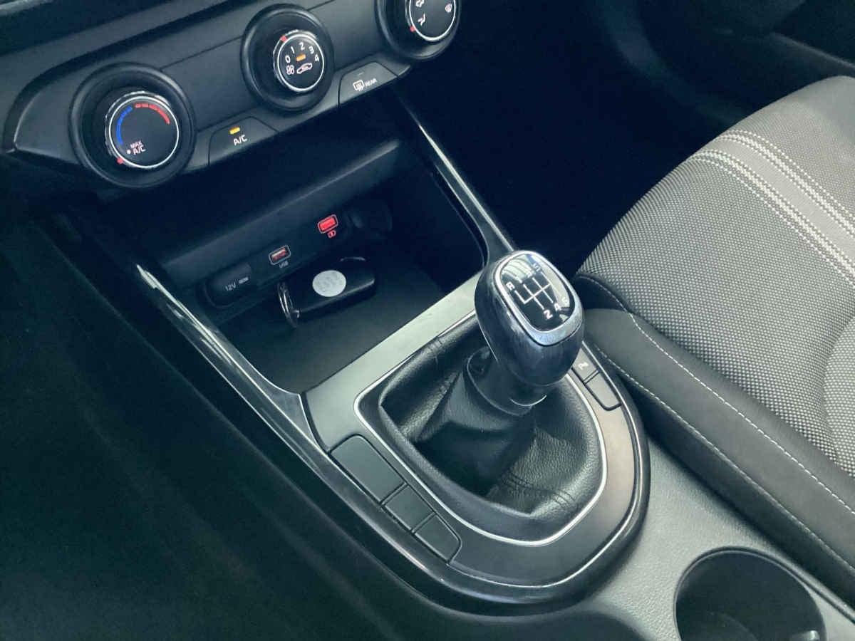 2022 Kia FORTE HB 5p EX  2.0 L MPI Atkinson TM6  A/AC.  BA  BL  f. niebla  RA-16"