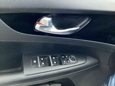 2022 Kia FORTE HB 5p EX  2.0 L MPI Atkinson TM6  A/AC.  BA  BL  f. niebla  RA-16"