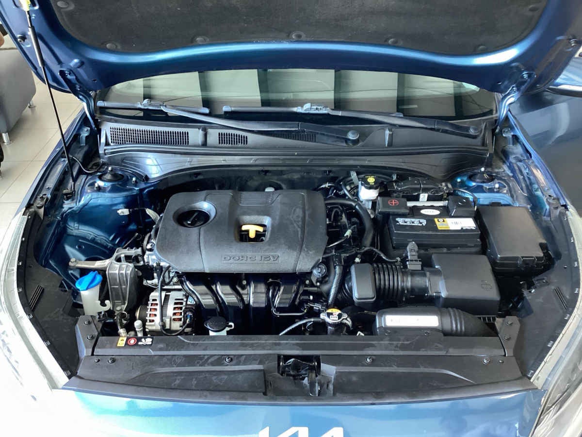 2022 Kia FORTE HB 5p EX  2.0 L MPI Atkinson TM6  A/AC.  BA  BL  f. niebla  RA-16"