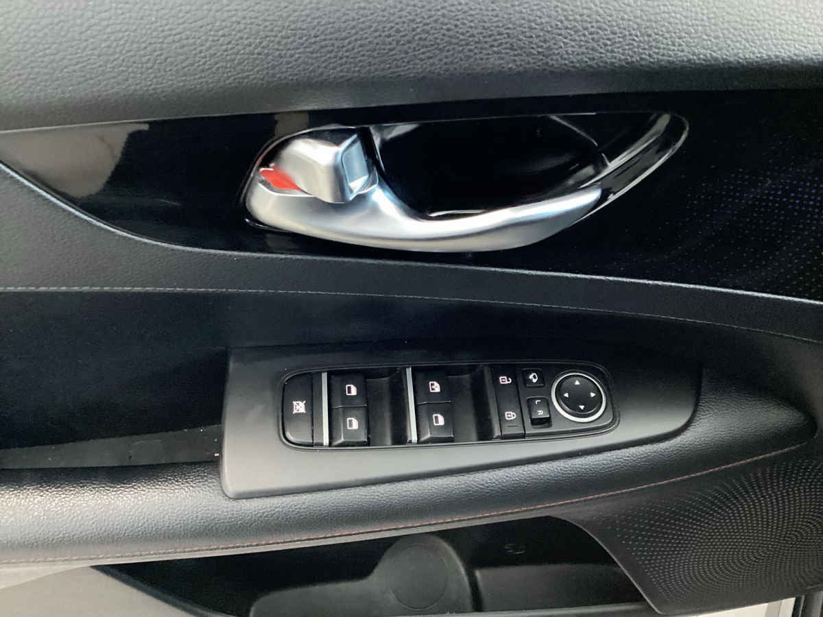 2023 Kia FORTE HB 5p GT L4/1.6/T Aut