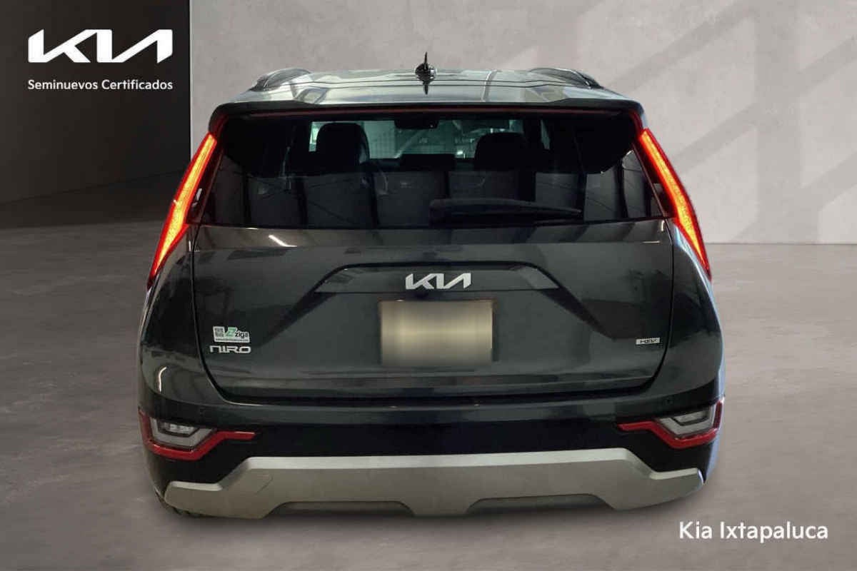 2025 Kia Niro 5p EX L4/1.6 HEV Aut