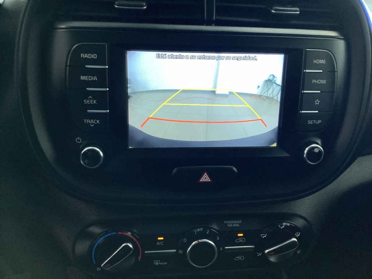 2020 Kia Soul 5p LX  1.6l  121 HP  TM6  RA-16"