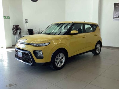 2020 Kia Soul 5p LX  1.6l  121 HP  TM6  RA-16"
