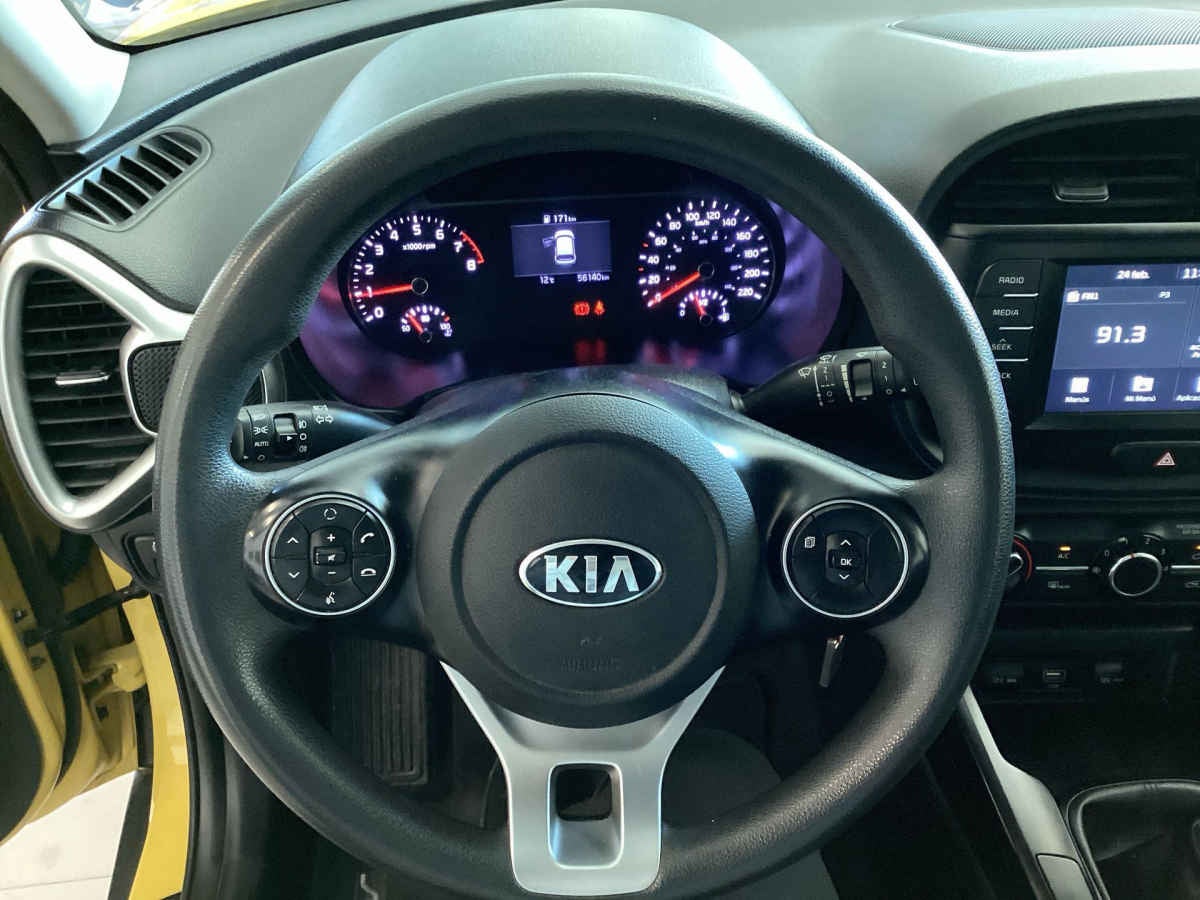2020 Kia Soul 5p LX  1.6l  121 HP  TM6  RA-16"