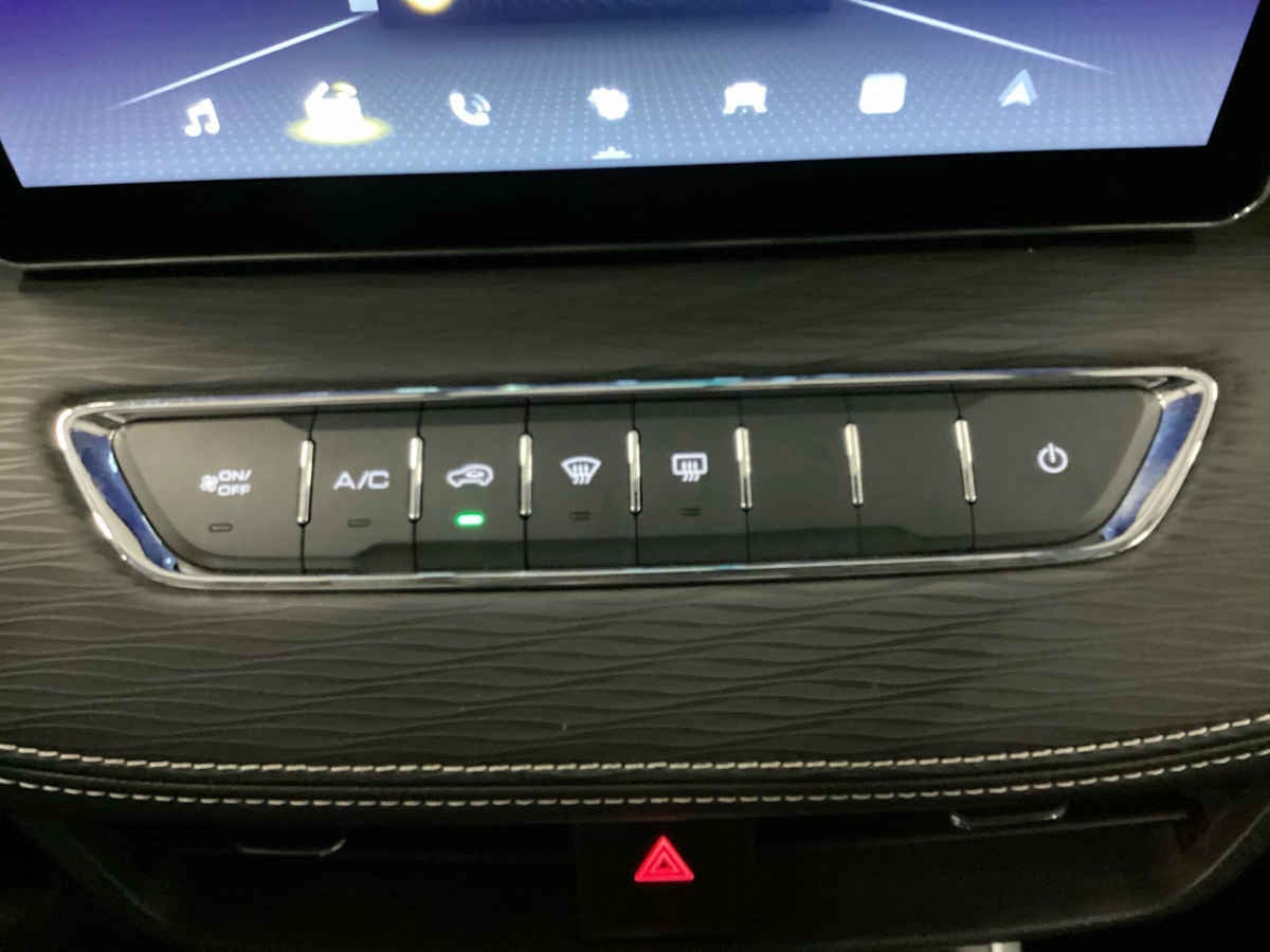 2025 HAVAL Jolion 5p Premium HEV L4/1.5/T Aut 1.67 kwh