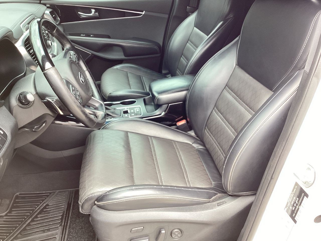 2018 Kia Sorento 3.3 V6 SXL Piel 7 Pasajeros AWD At