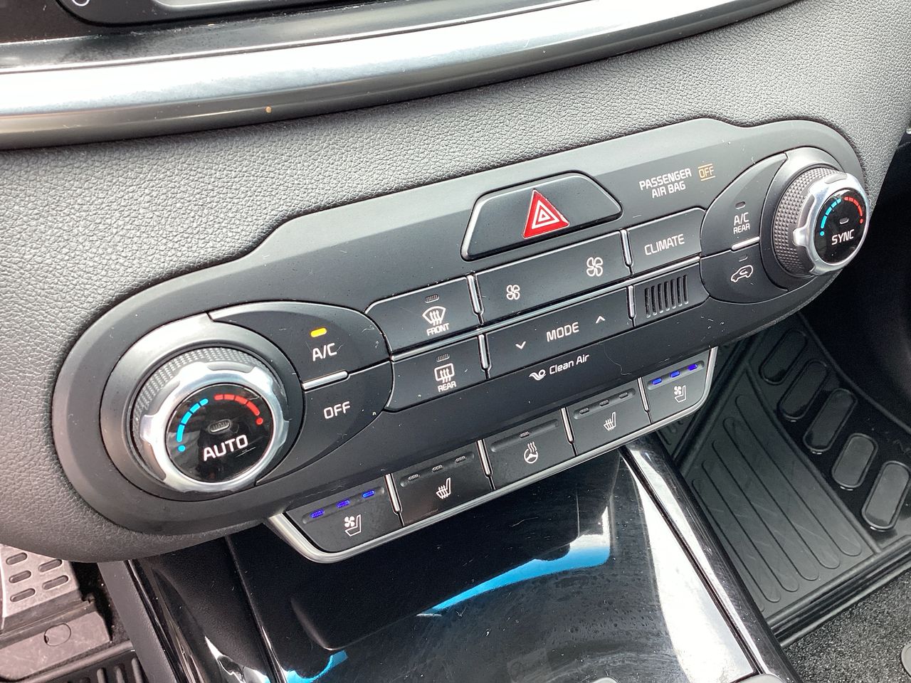 2018 Kia Sorento 3.3 V6 SXL Piel 7 Pasajeros AWD At