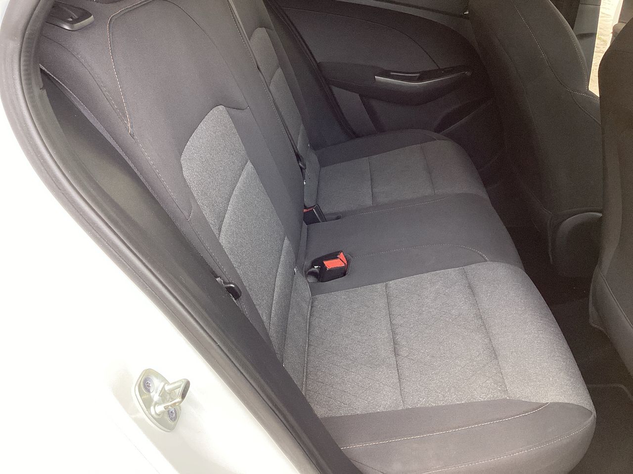 2025 MG MG 3 1.5 Cool HB Mt