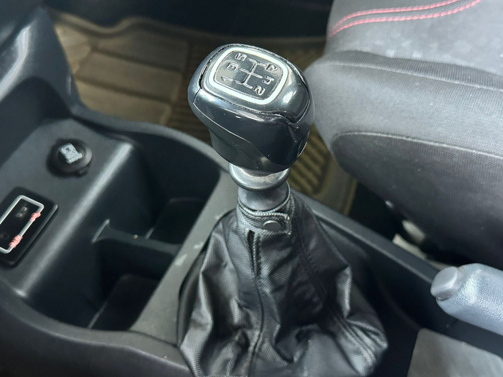 2018 FIAT Uno 1.4 Sporting Mt