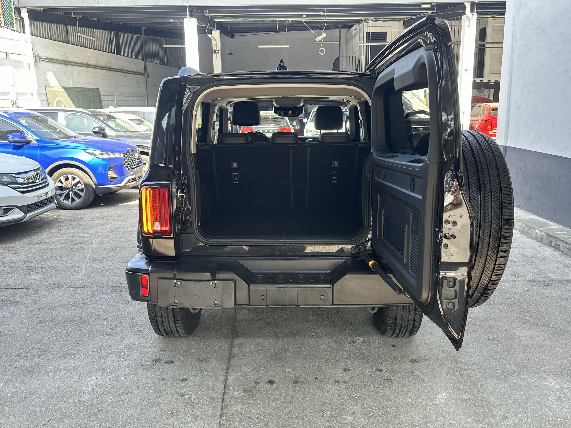 2024 GWM Tank 300 2.0 Luxury Hev