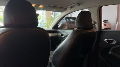 2024 Kia K3 4p LX L4/1.6 Man