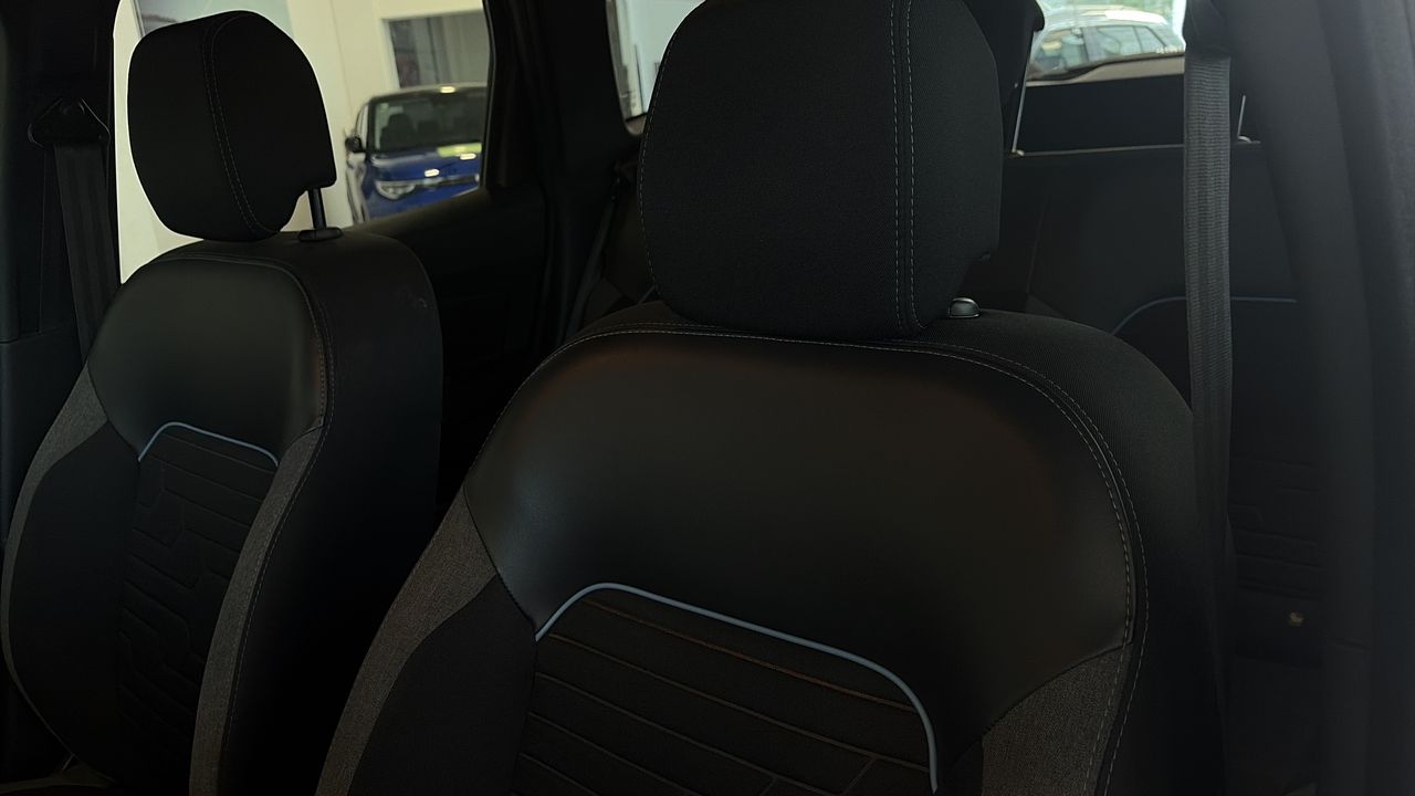 2023 Renault Duster 5p Iconic L4/1.3/T Aut