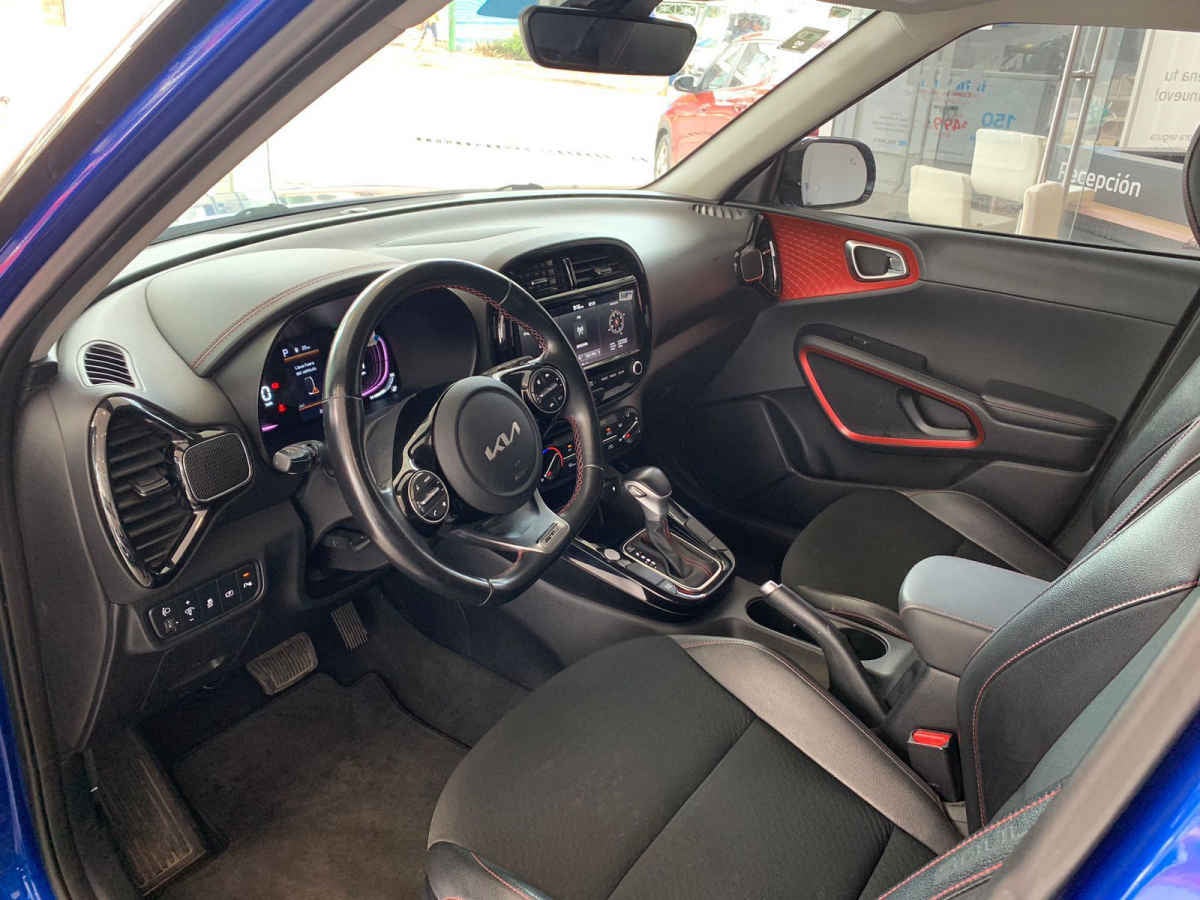 2023 Kia Soul 5p GT L4/2.0/T Aut