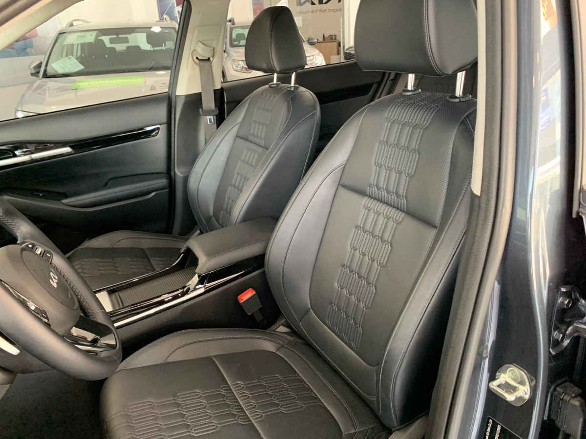 2024 Kia SELTOS 5p SXL L4/1.4/T Aut