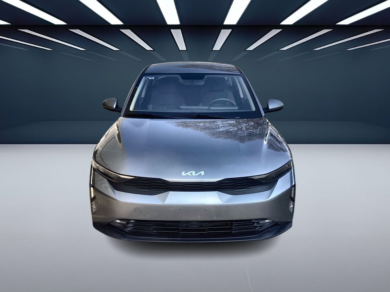 2022 Kia Sedona K3 L TA SEDAN 1.7