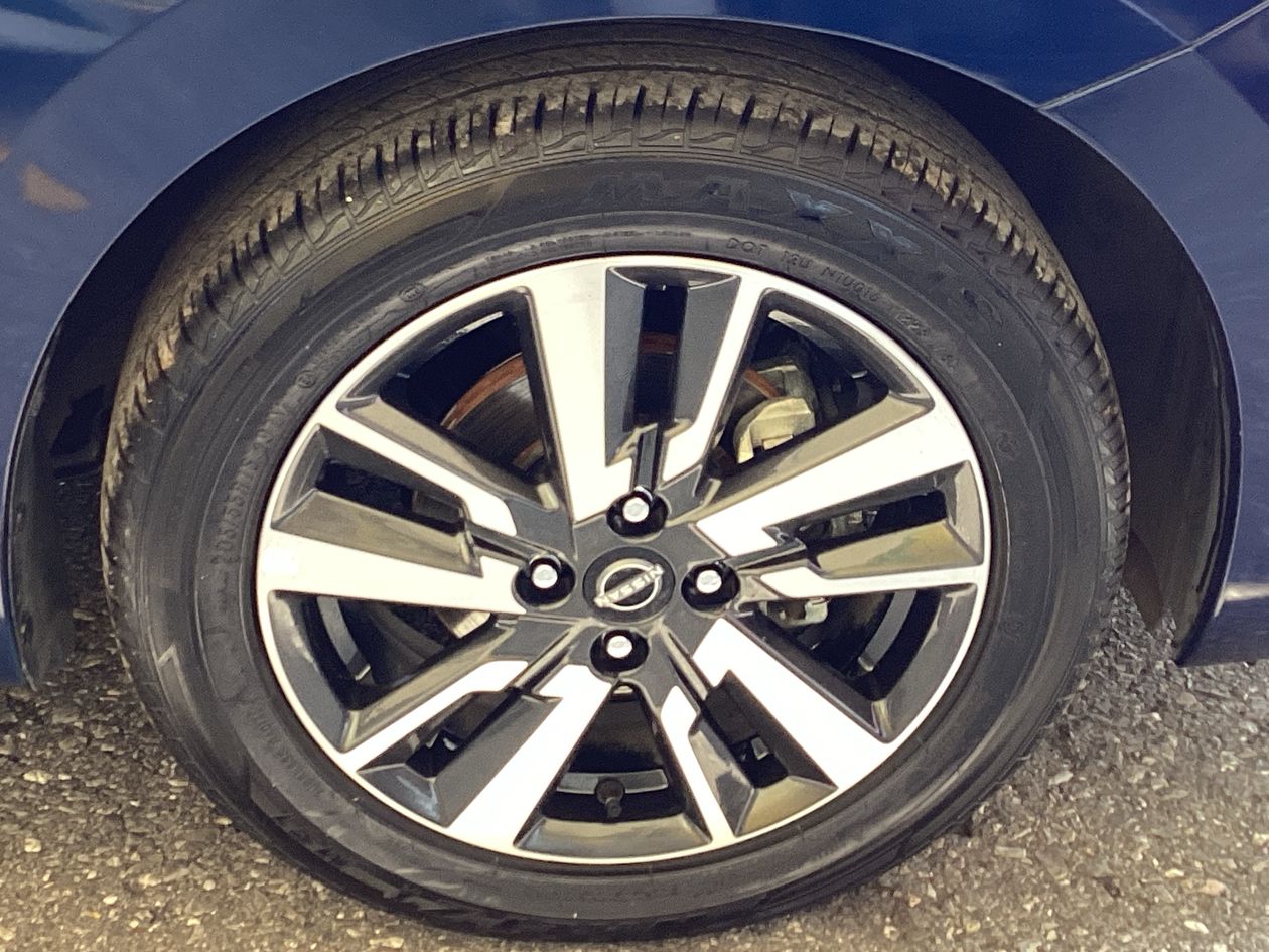 2025 Nissan Versa 1.6 Advance At