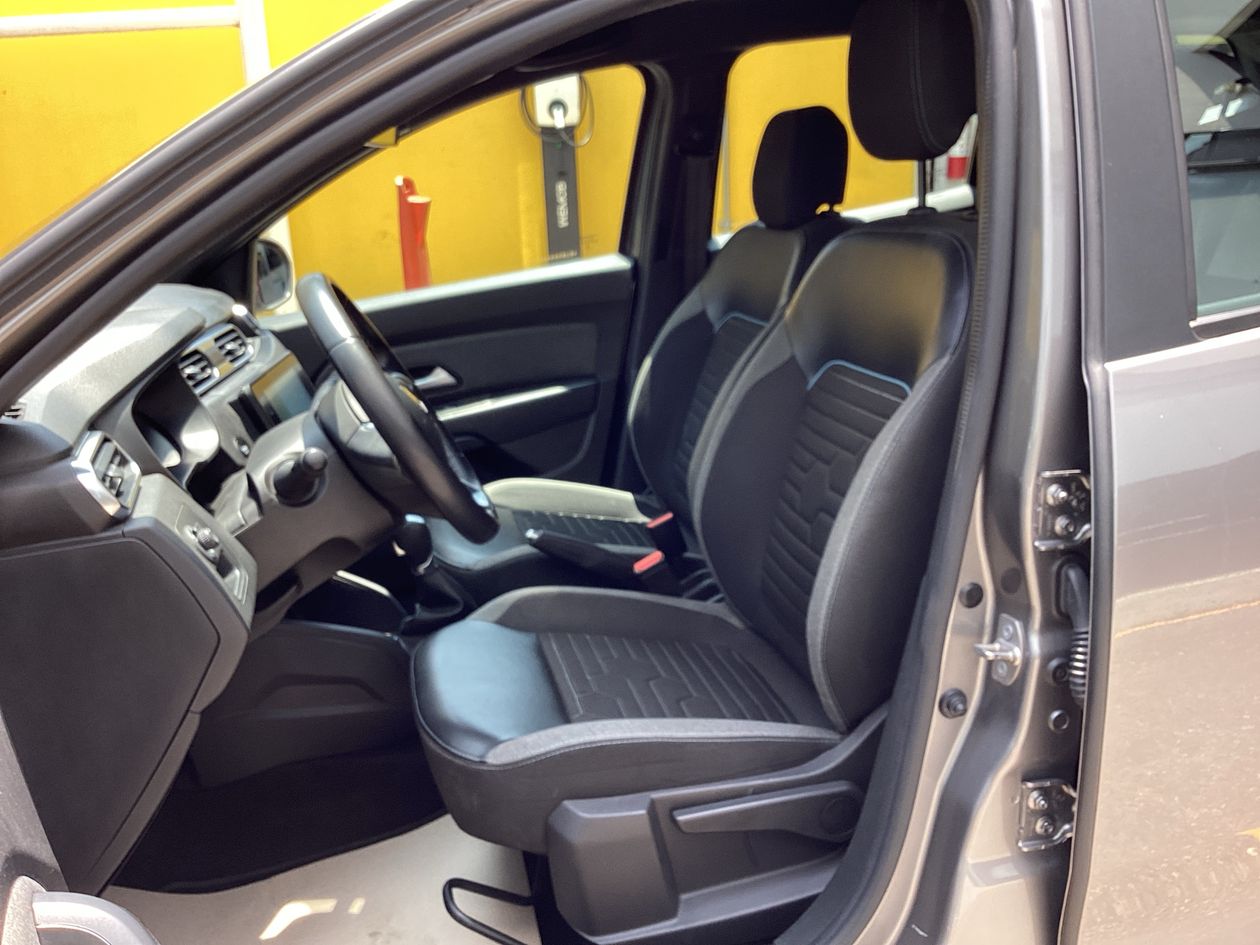 2024 Renault Duster 1.3 Iconic At