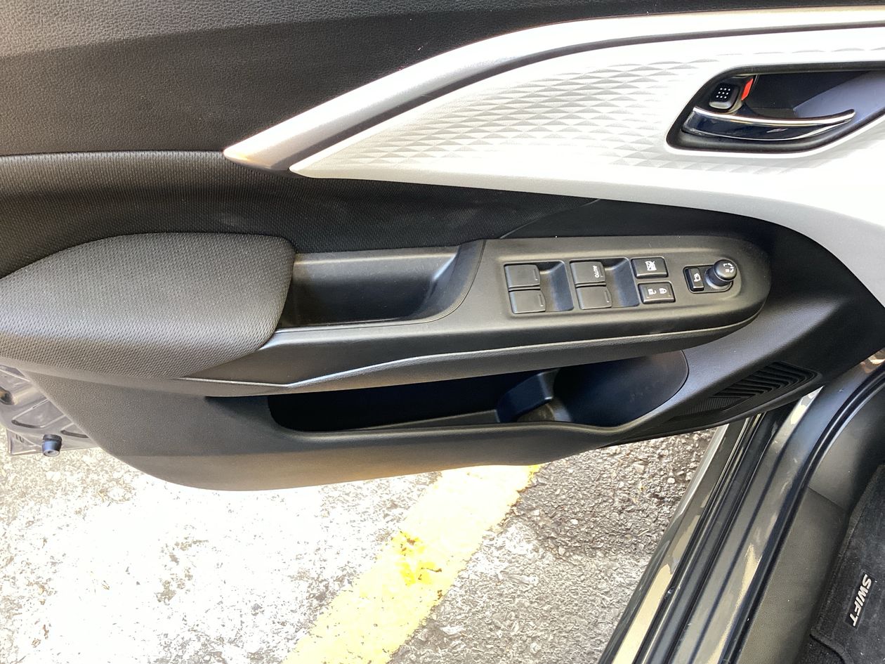 2025 Suzuki Swift 1.2 Glx At