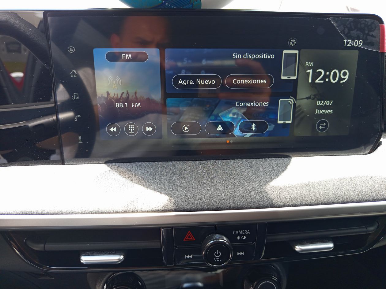 2025 Nissan Kicks 2.0 Advance At
