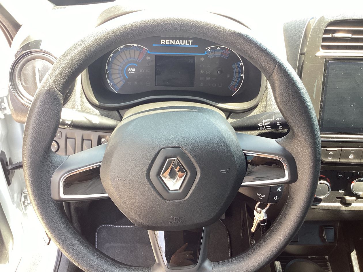 2025 Renault Kwid 1.0 Iconic Mt