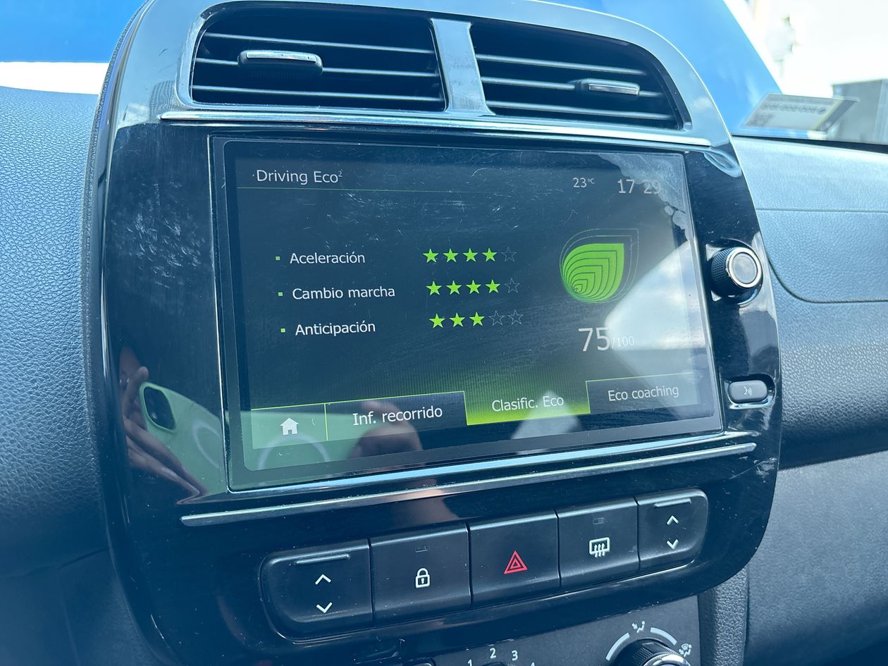 2024 Renault Kwid 1.0 Outsider Mt