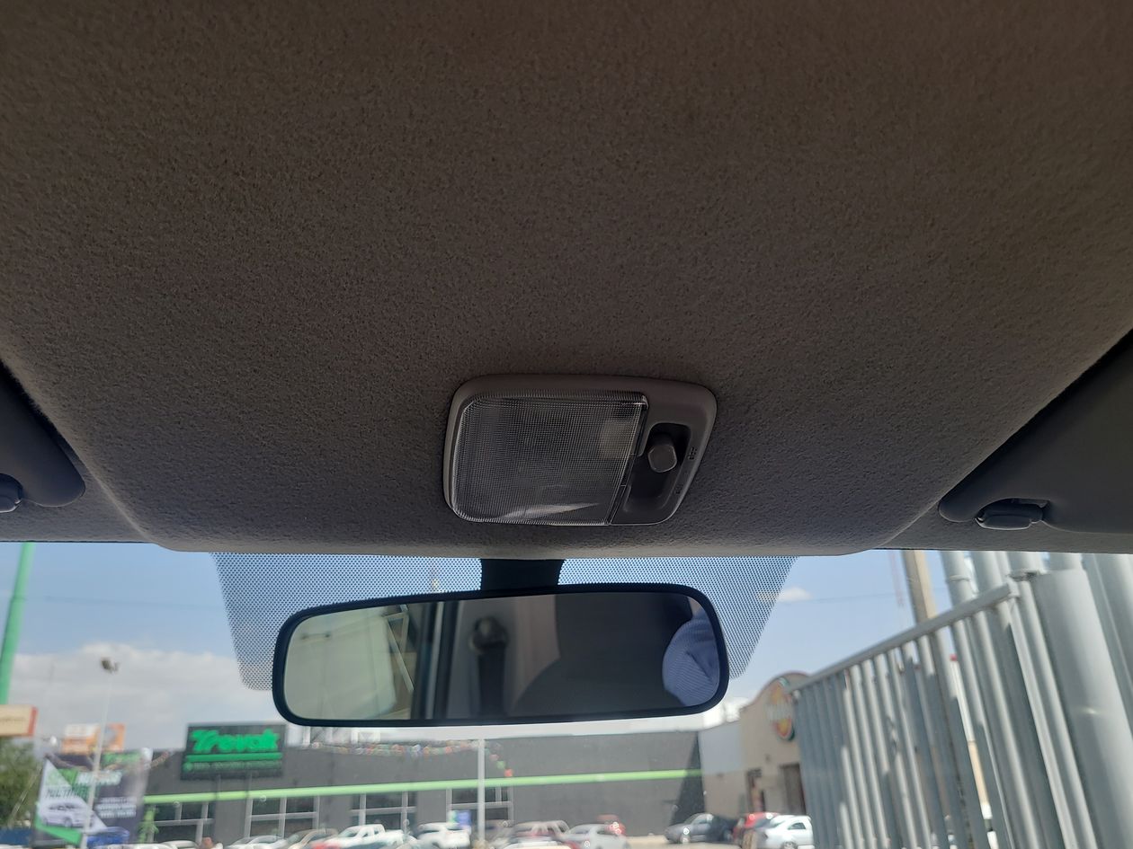 2024 Nissan Urvan 2.5 Panel Amplia AA Mt